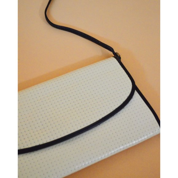 Vintage Leather Clutch Bag - Picture 4 of 4